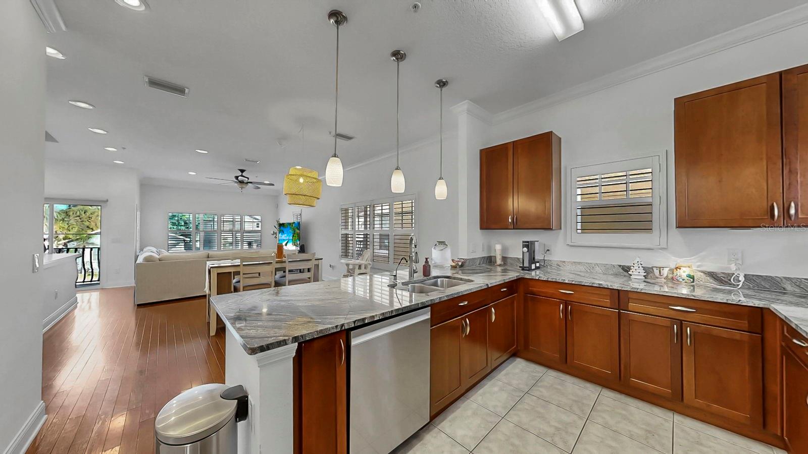 Image 3 of 59 For 111 Albany Avenue 11