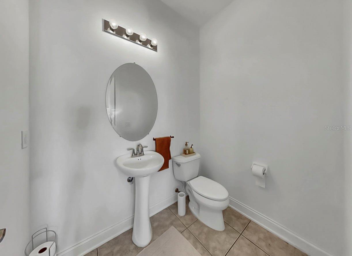 Image 44 of 59 For 111 Albany Avenue 11