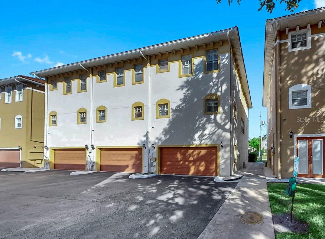 Image 46 of 59 For 111 Albany Avenue 11