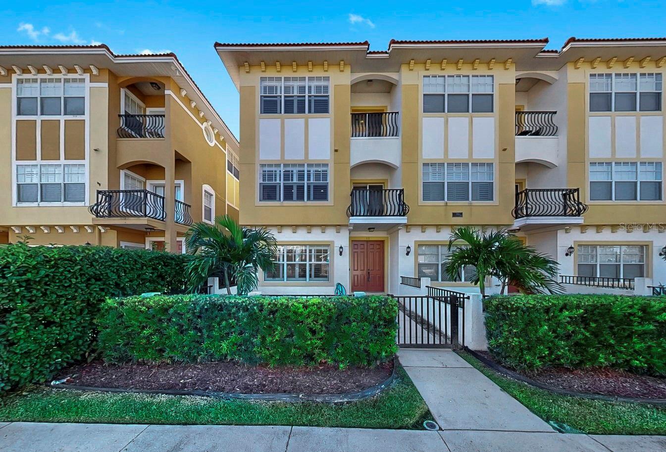 Image 50 of 59 For 111 Albany Avenue 11