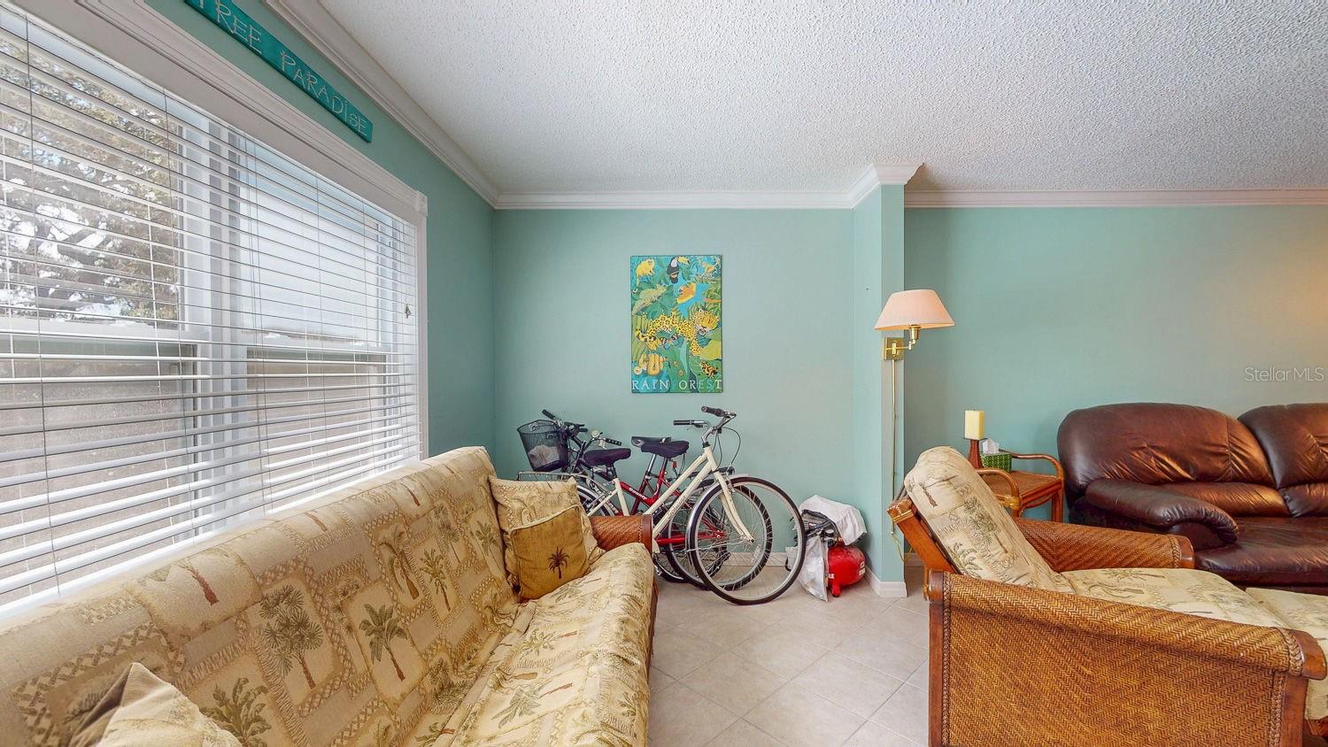 Image 28 of 74 For 1524 Lakeview Rd  306