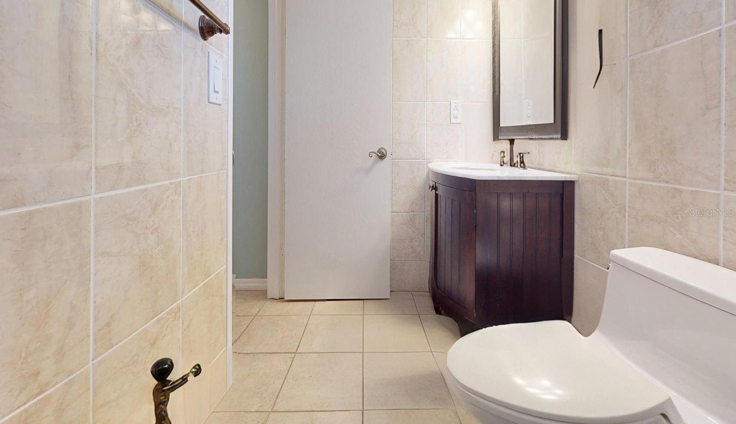 Image 30 of 74 For 1524 Lakeview Rd  306