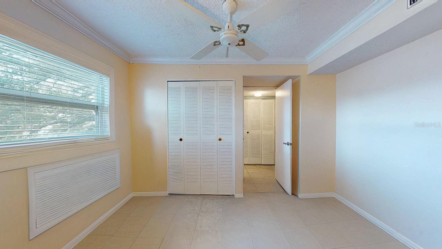 Image 39 of 74 For 1524 Lakeview Rd  306
