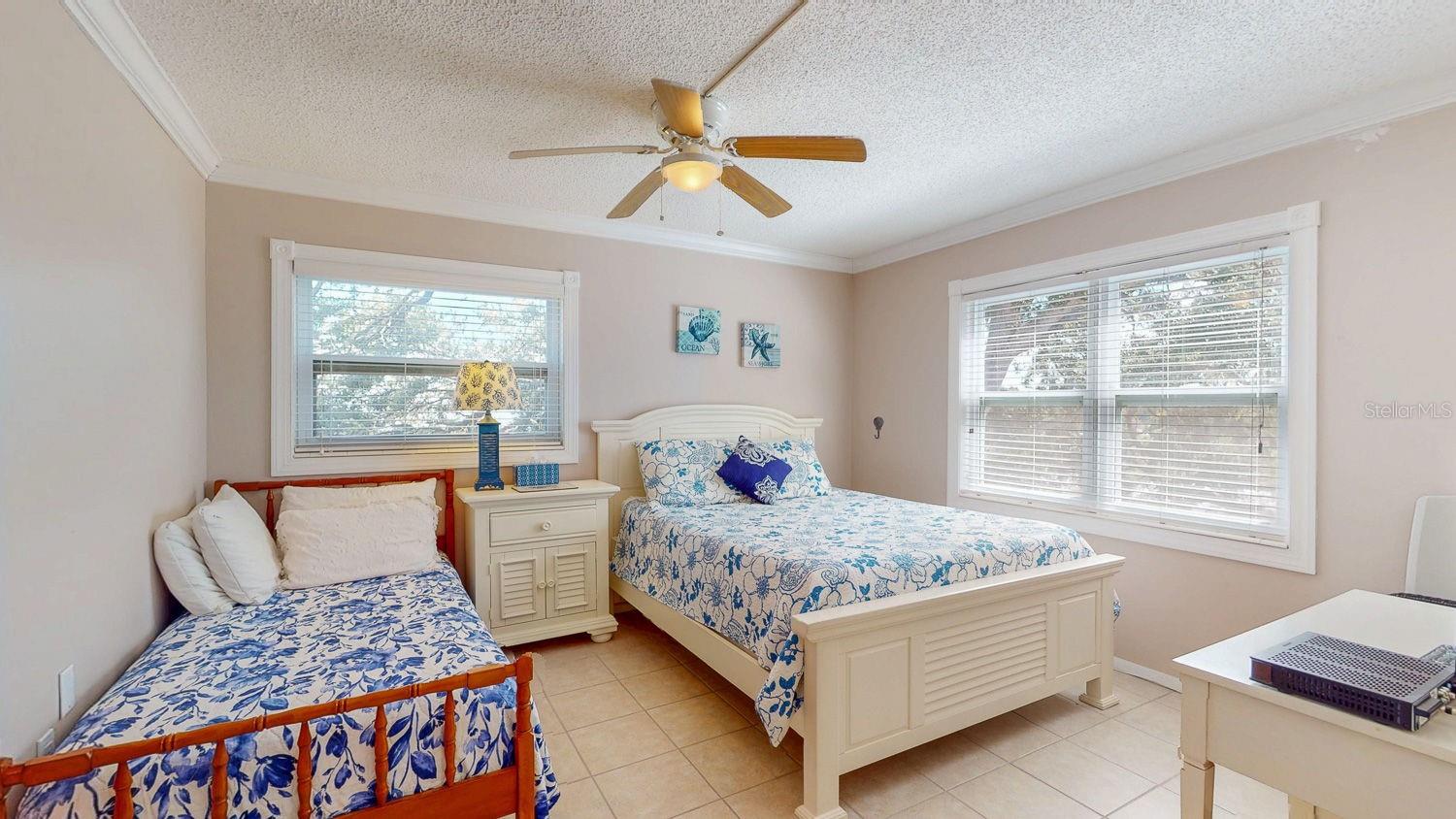 Image 49 of 74 For 1524 Lakeview Rd  306