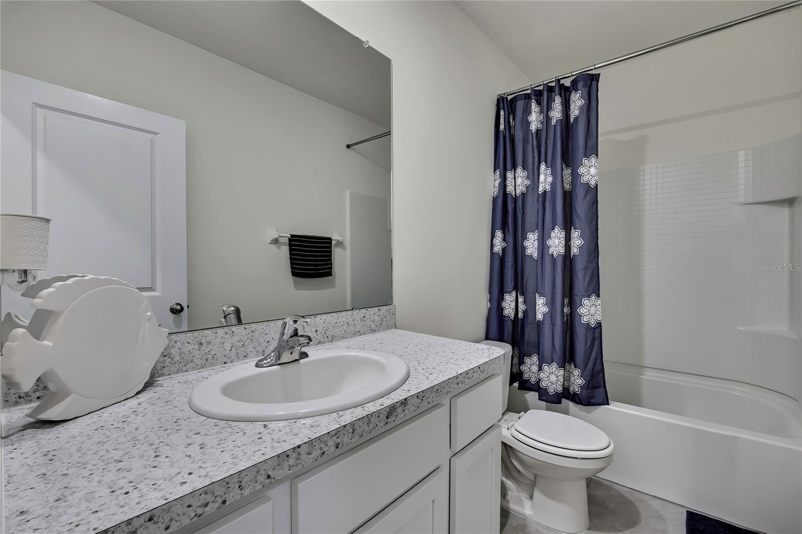 Image 33 of 67 For 16662 Maude Drive