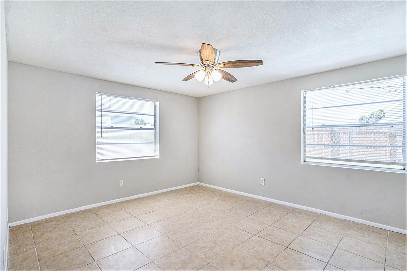 Image 13 of 26 For 8234 Ravencroft Drive