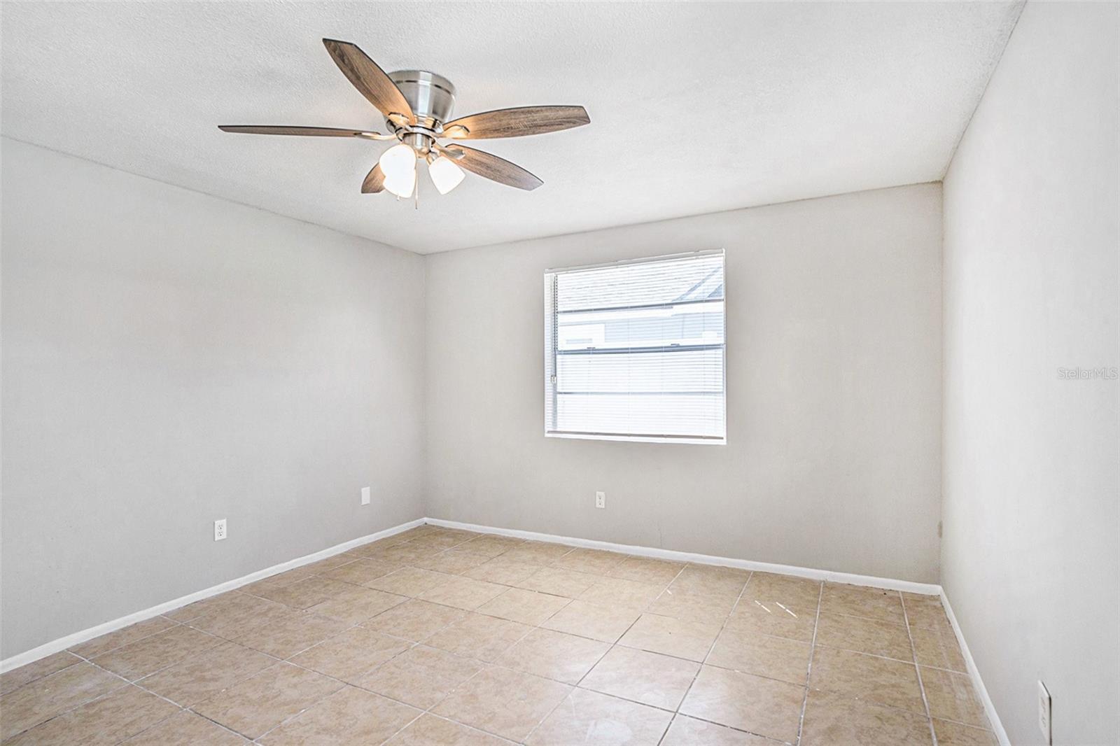Image 18 of 26 For 8234 Ravencroft Drive
