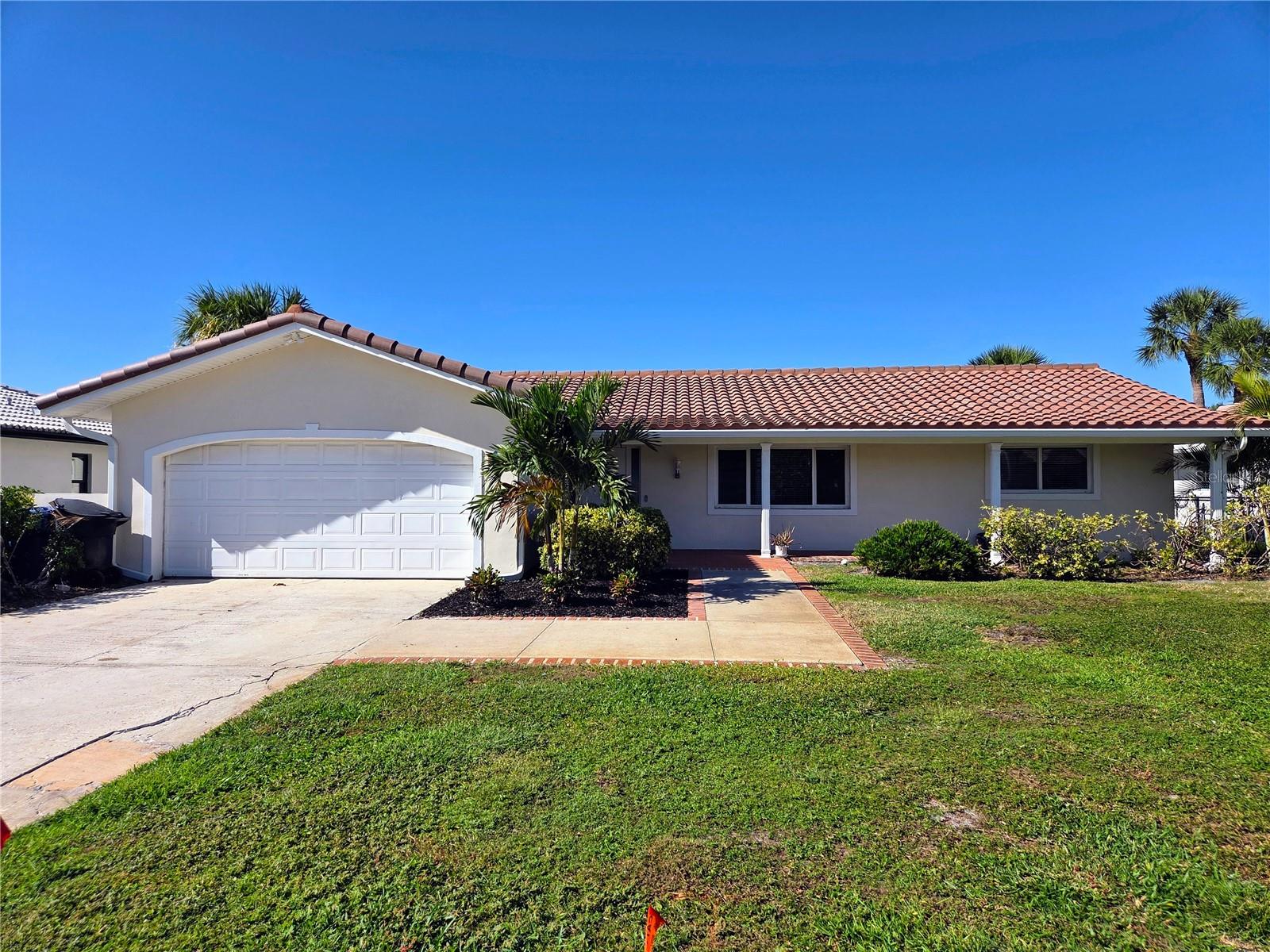 Details for 2053 Michigan Avenue Ne, ST PETERSBURG, FL 33703