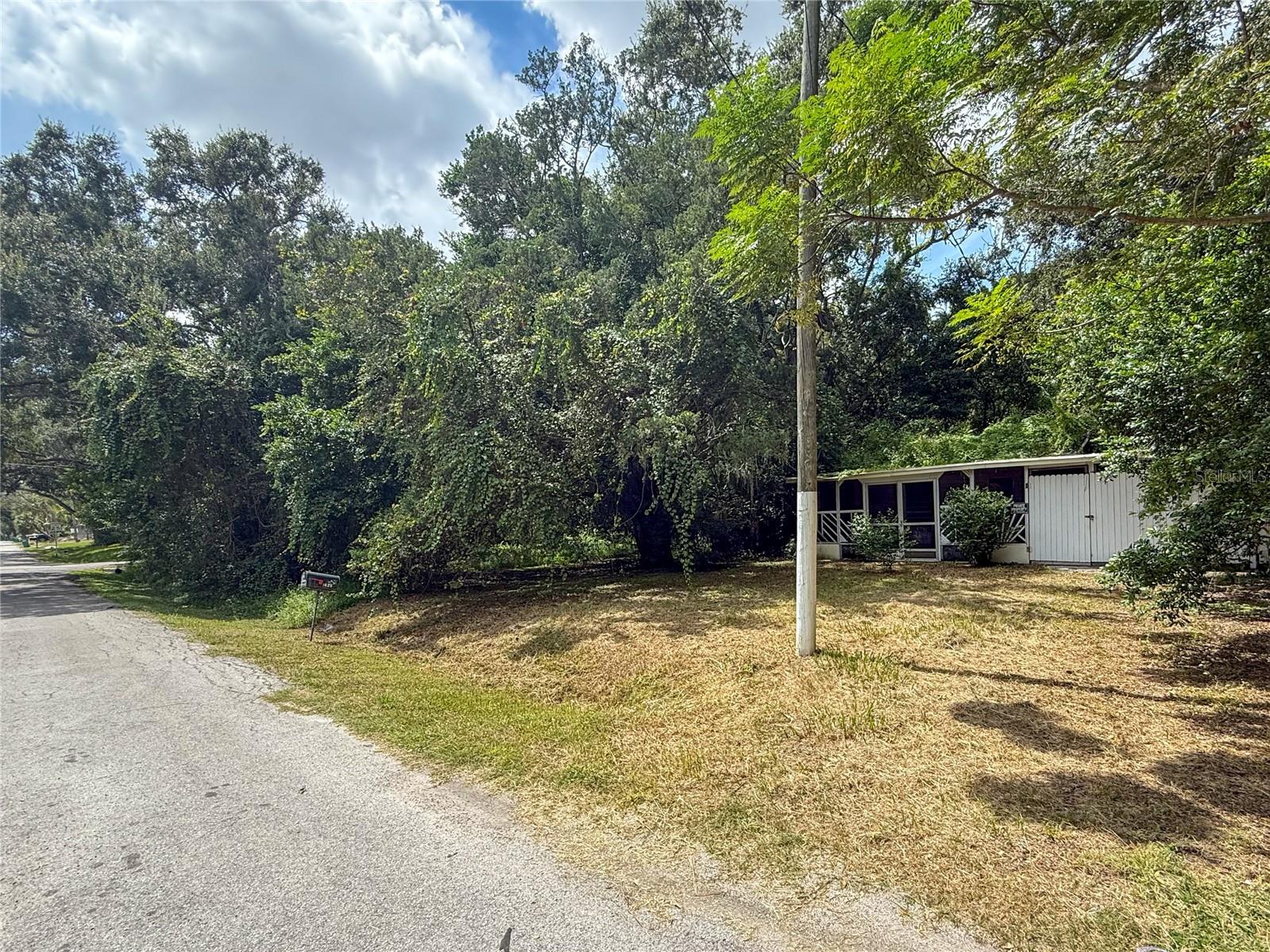 Image 11 of 24 For 1838 Sylvan Drive