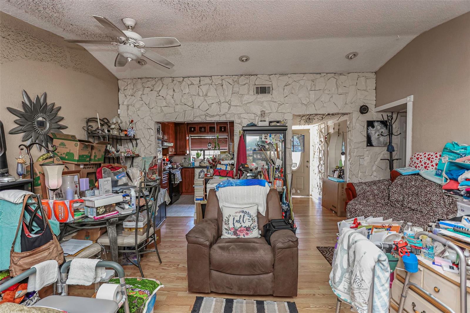 Image 5 of 44 For 10039 88th Street