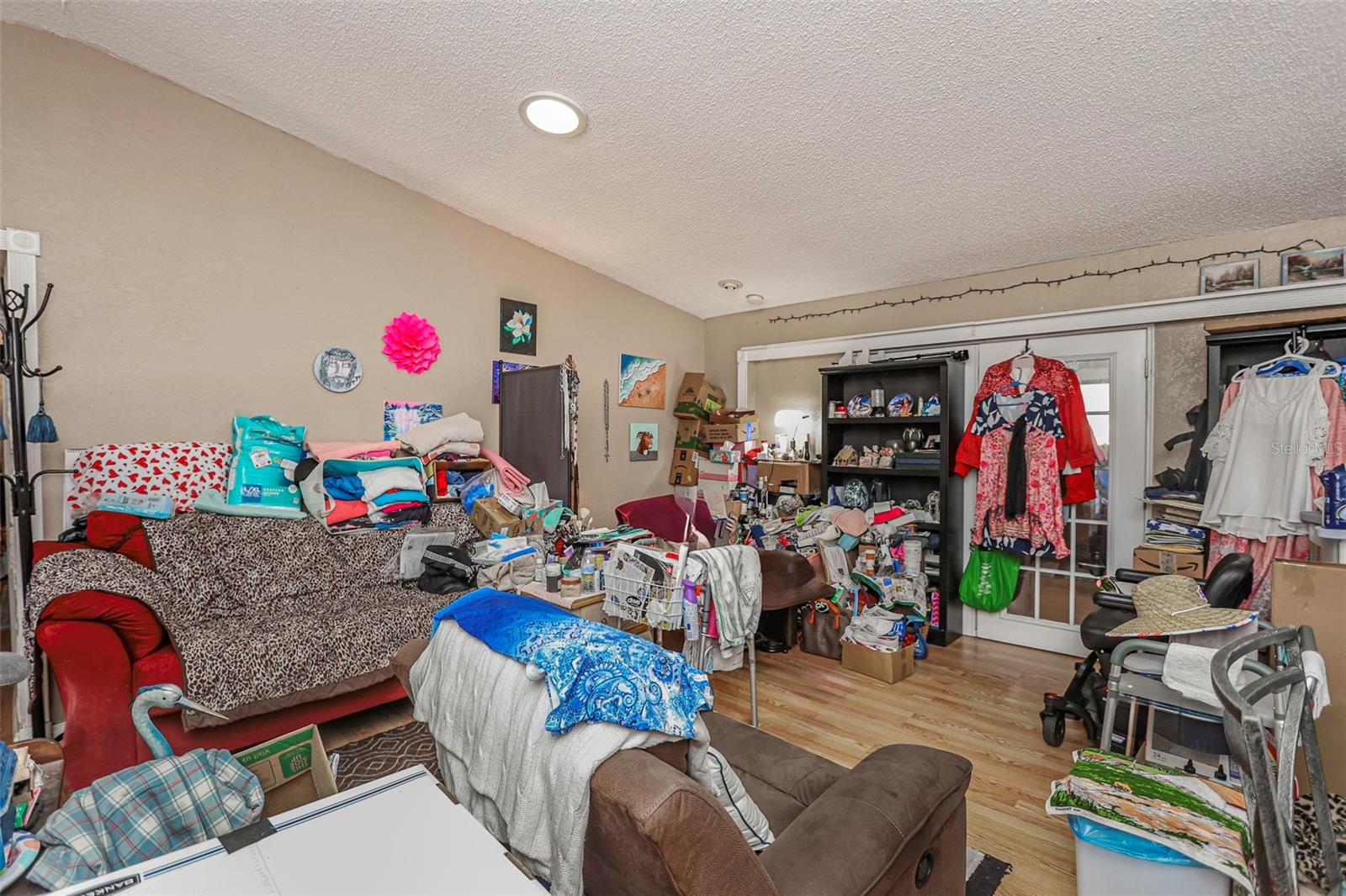 Image 8 of 44 For 10039 88th Street