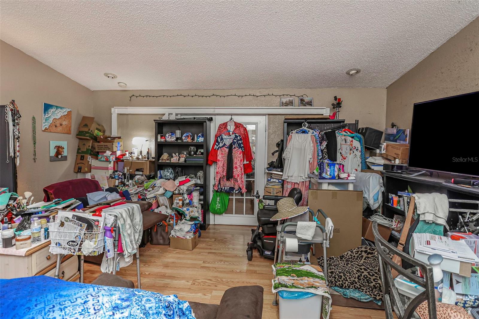 Image 9 of 44 For 10039 88th Street