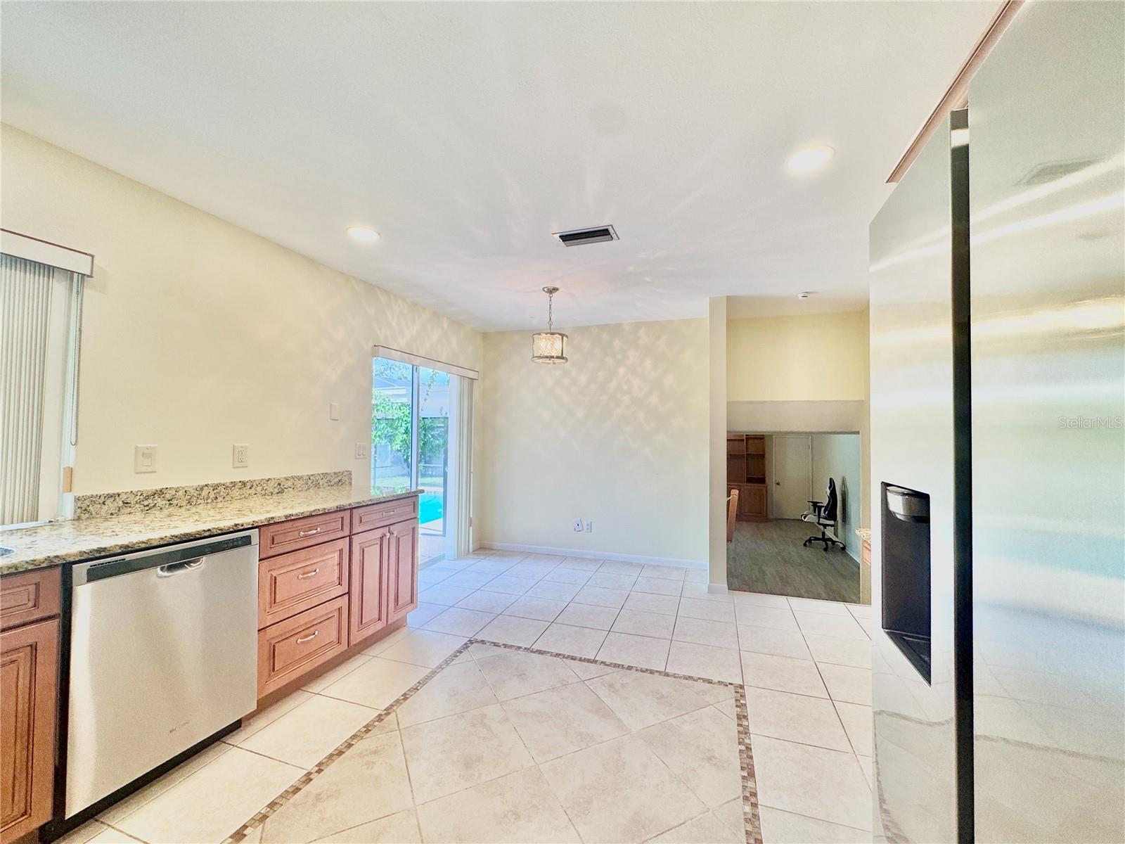 Image 11 of 32 For 4097 40th Street S