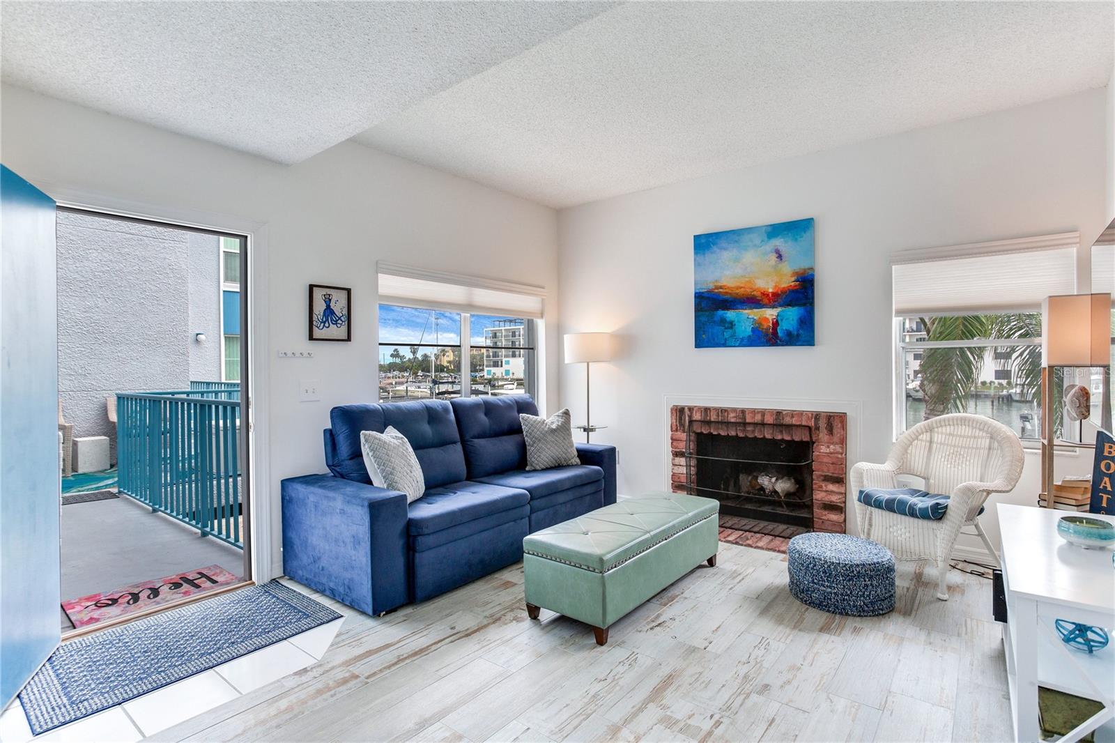 Image 10 of 44 For 171 Medallion Boulevard H