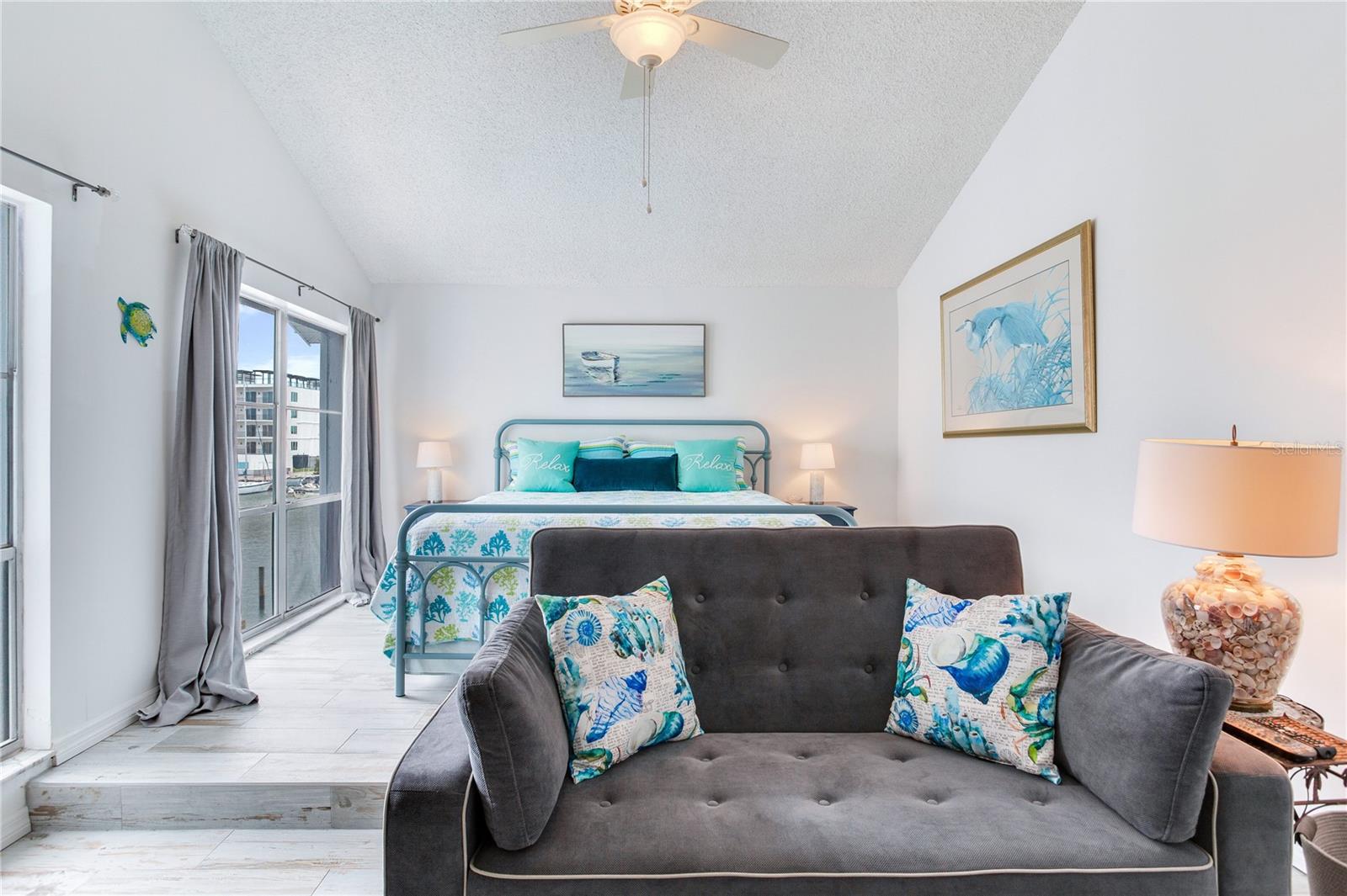 Image 18 of 44 For 171 Medallion Boulevard H