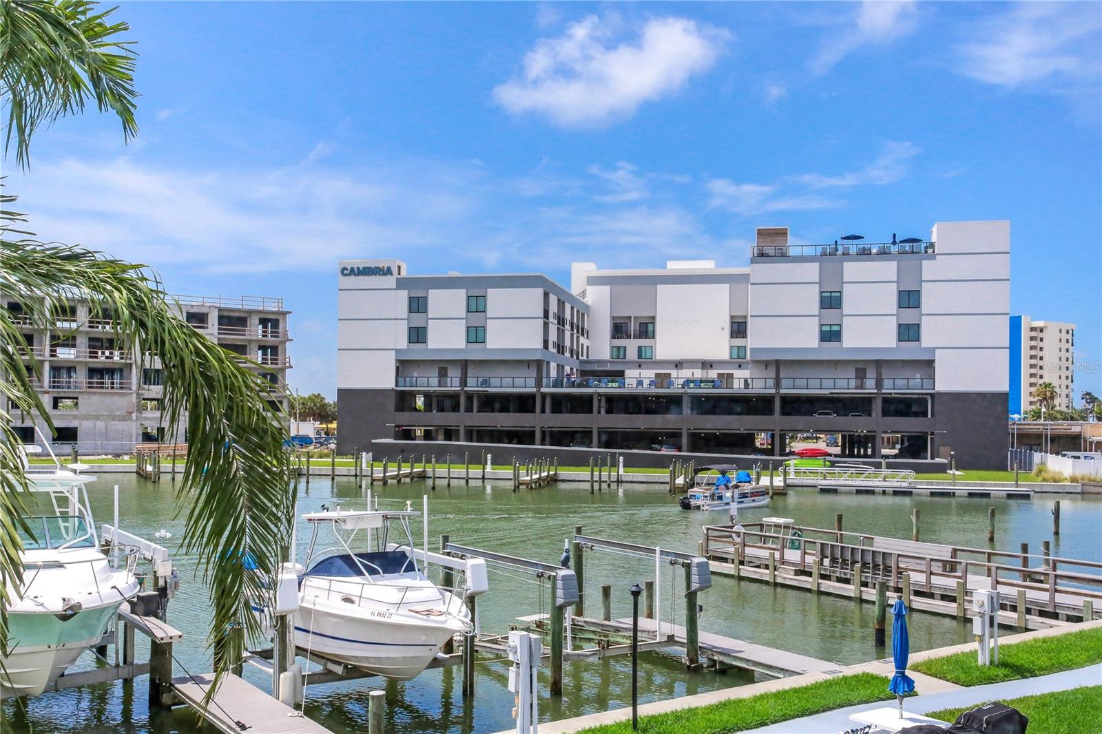 Image 3 of 44 For 171 Medallion Boulevard H