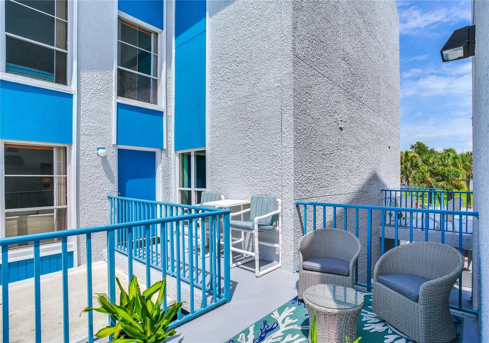 Image 34 of 44 For 171 Medallion Boulevard H