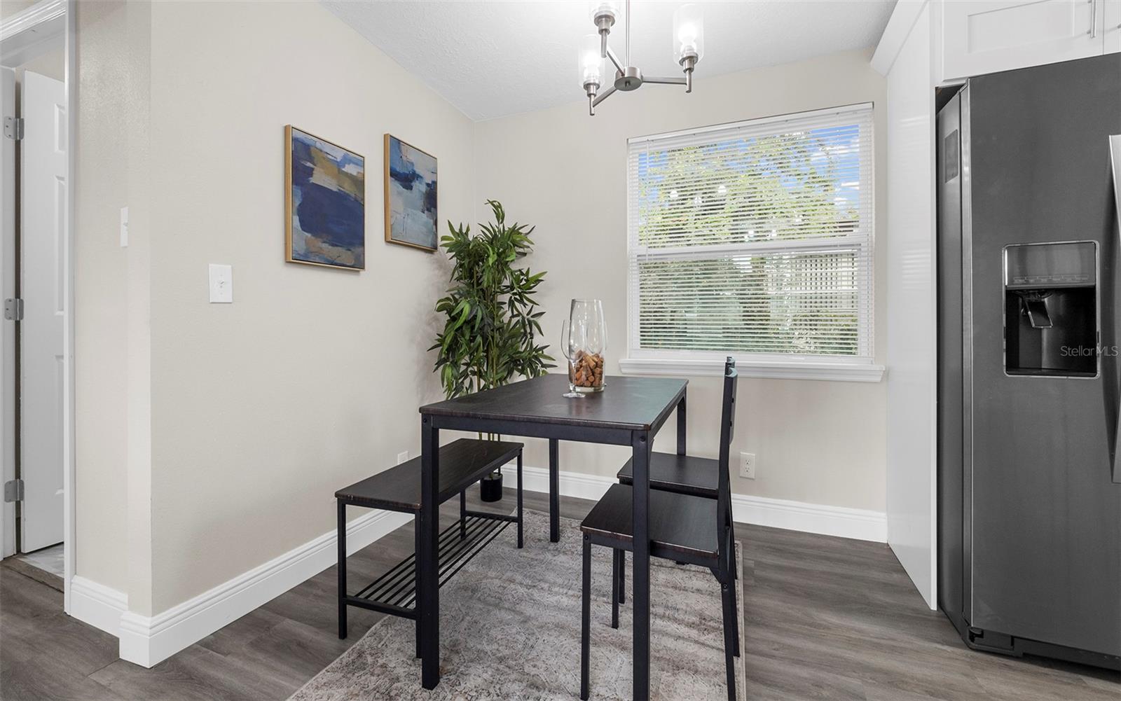 Listing photo id 10 for 3601 Giddens Avenue