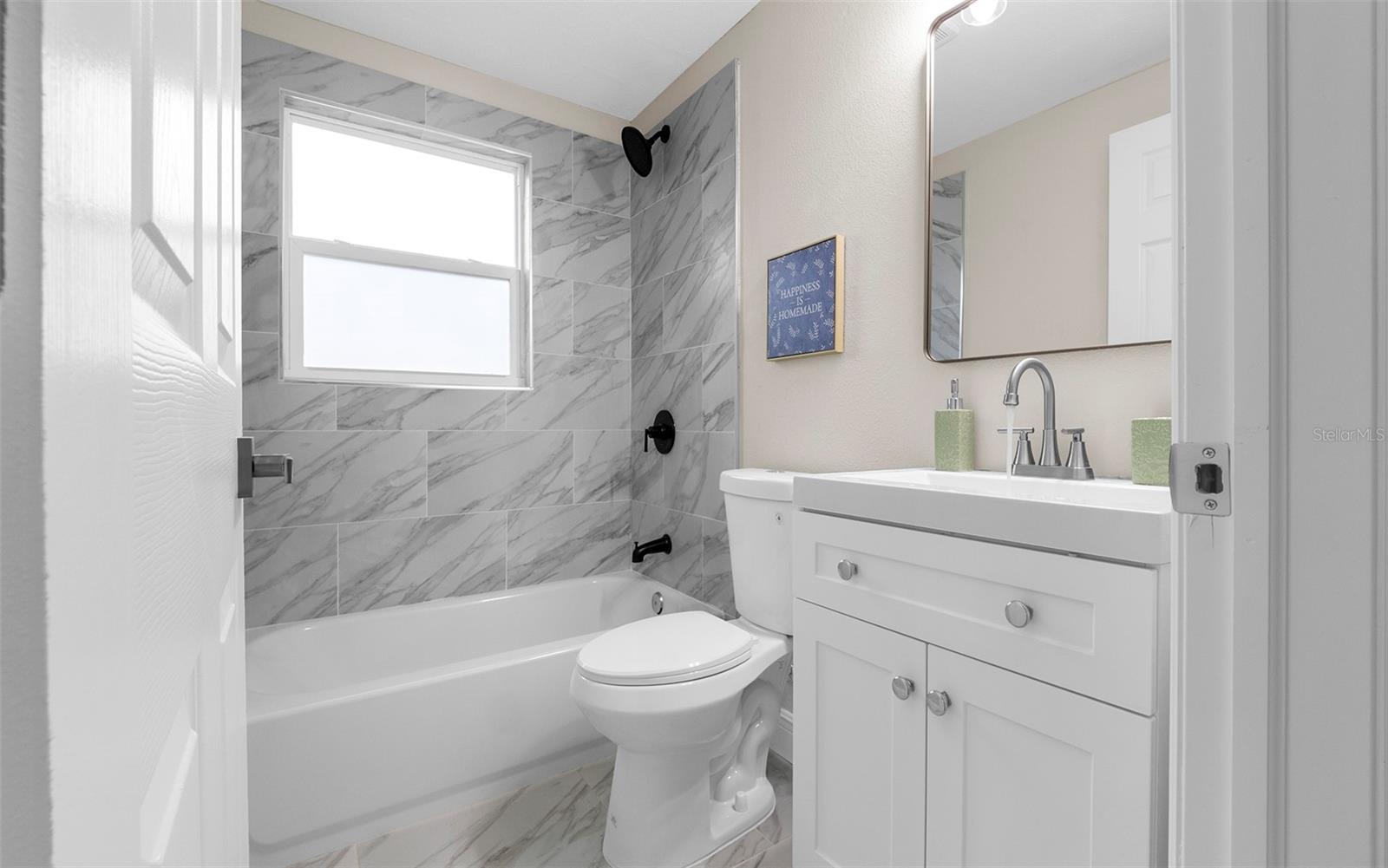 Listing photo id 22 for 3601 Giddens Avenue