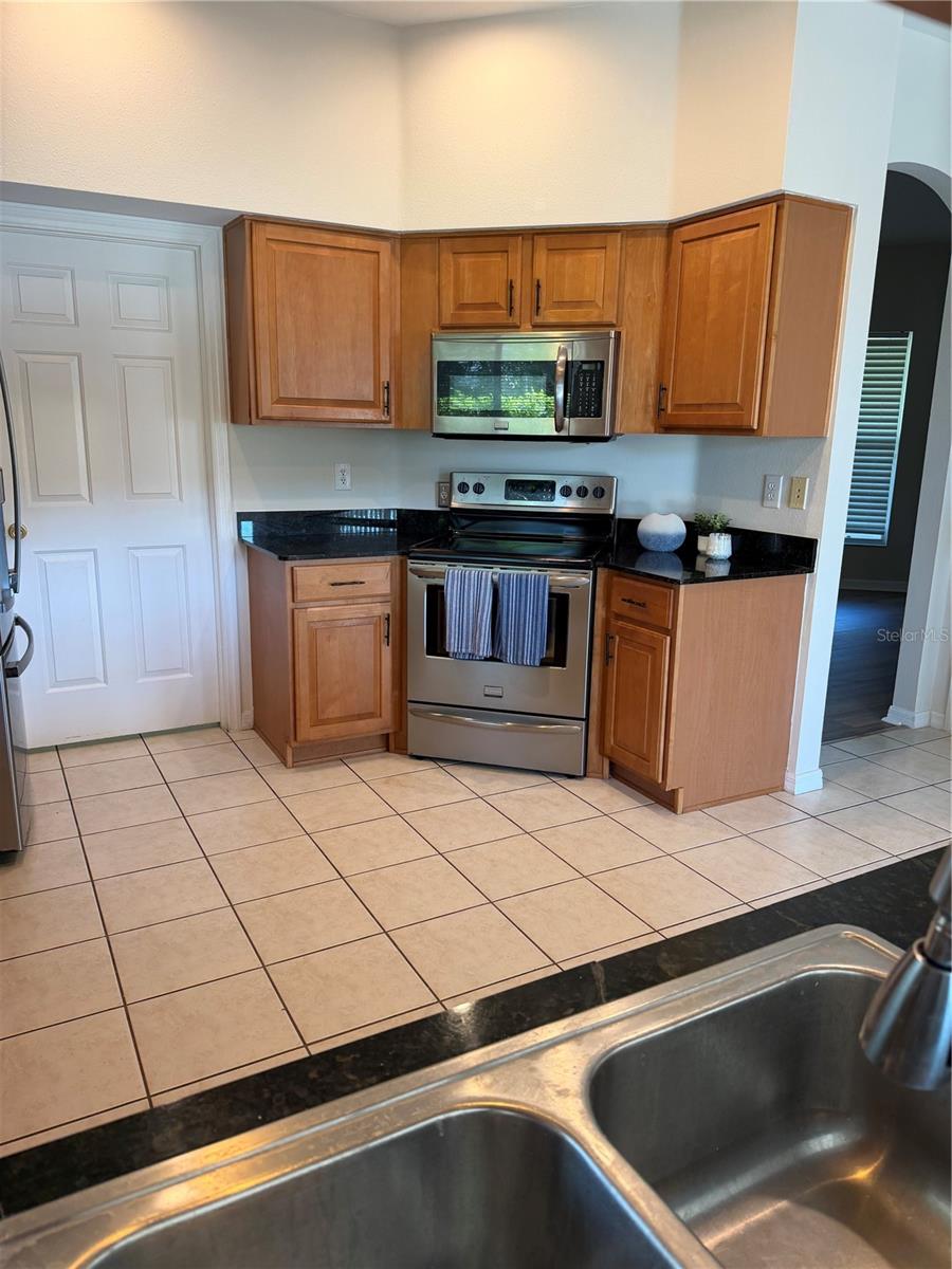Image 15 of 41 For 10760 Plantation Bay Drive