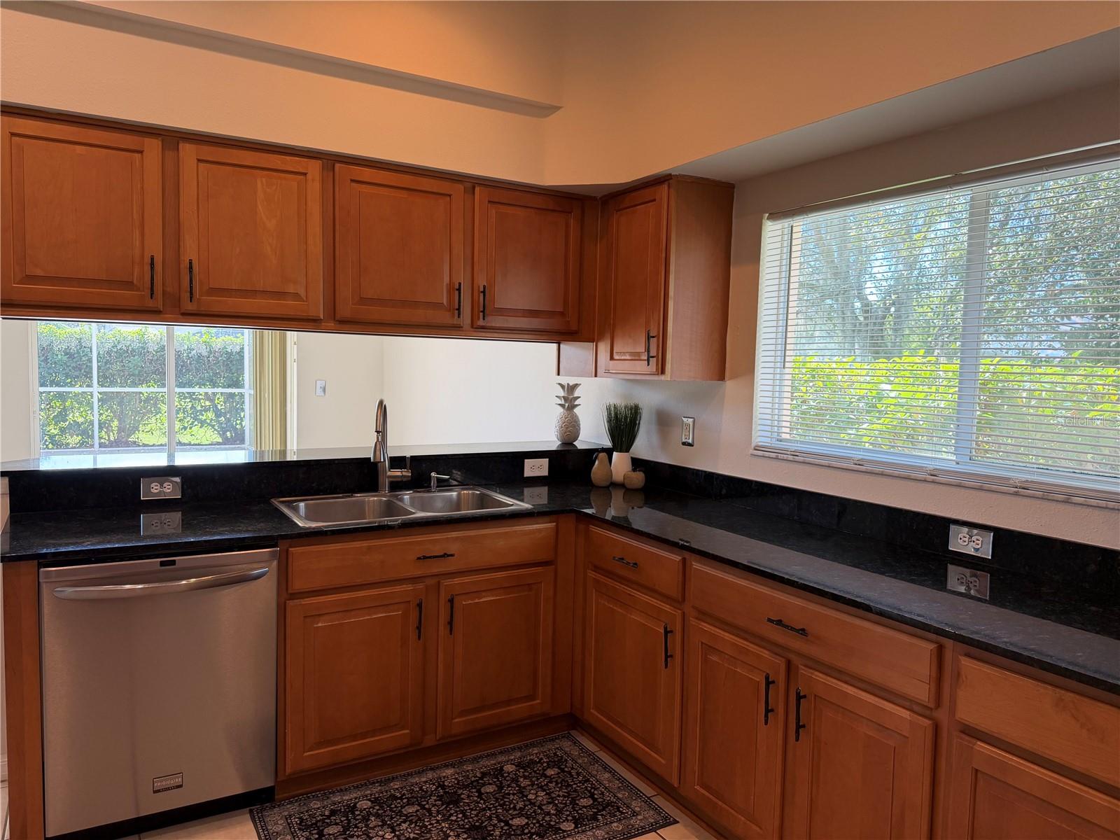 Image 16 of 41 For 10760 Plantation Bay Drive