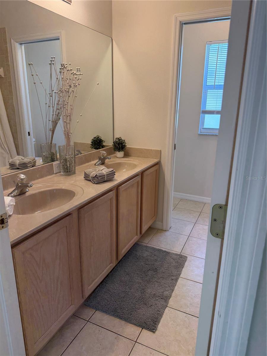Image 31 of 41 For 10760 Plantation Bay Drive