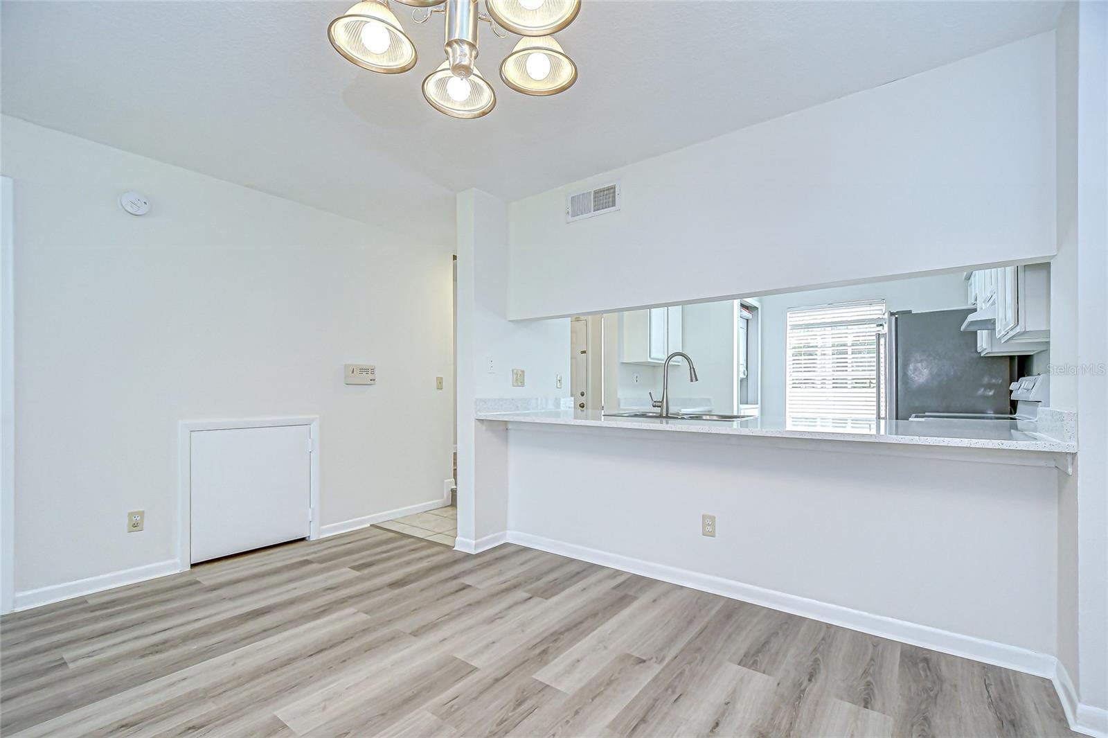 Image 14 of 54 For 5208 Sunridge Palms Drive 105