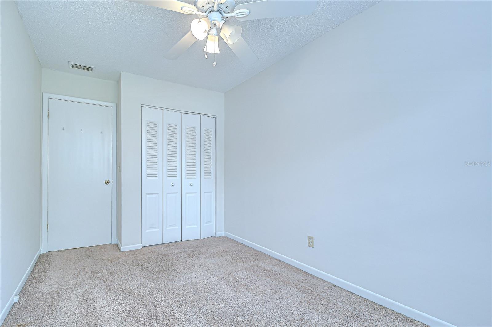 Image 29 of 54 For 5208 Sunridge Palms Drive 105