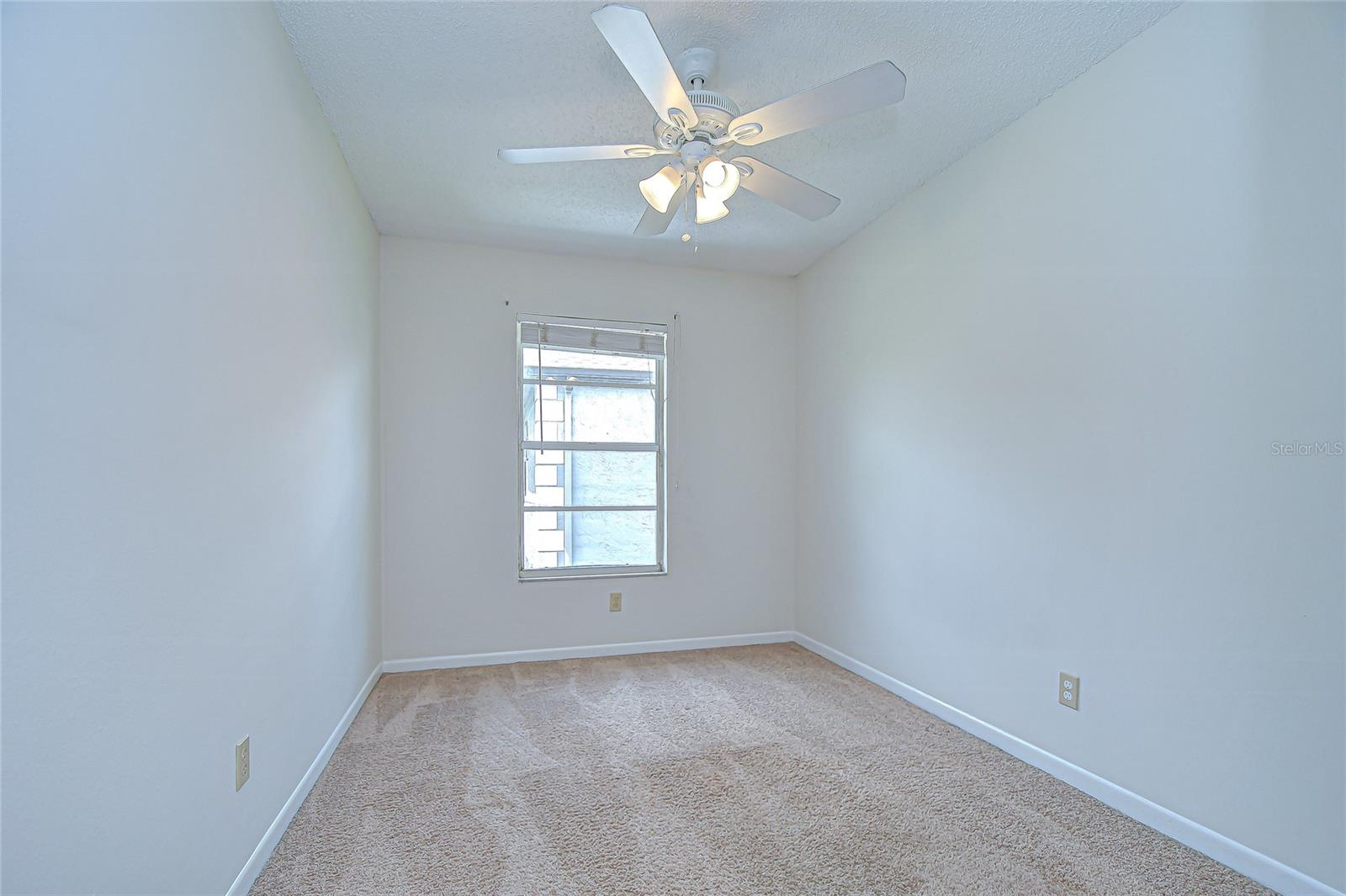 Image 32 of 54 For 5208 Sunridge Palms Drive 105