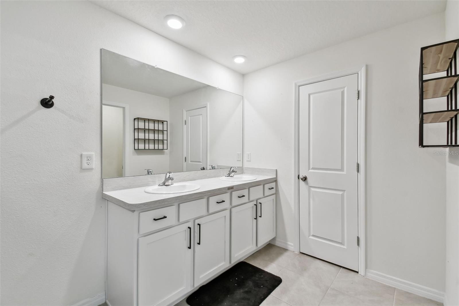 Image 24 of 50 For 7380 Sail Clover Lane