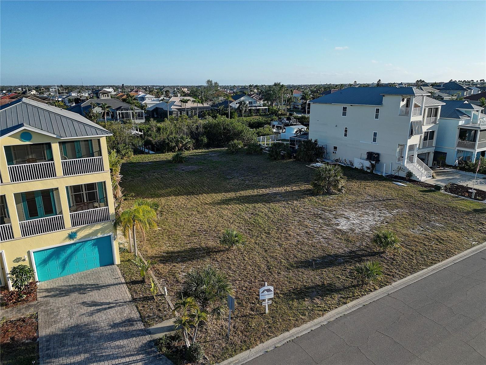 Image 13 of 20 For 6409 Marbella Boulevard