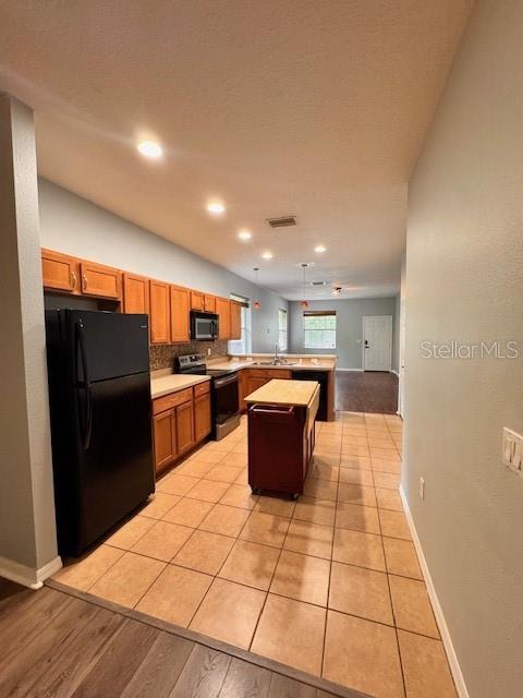 Image 10 of 35 For 8003 Alaska Street