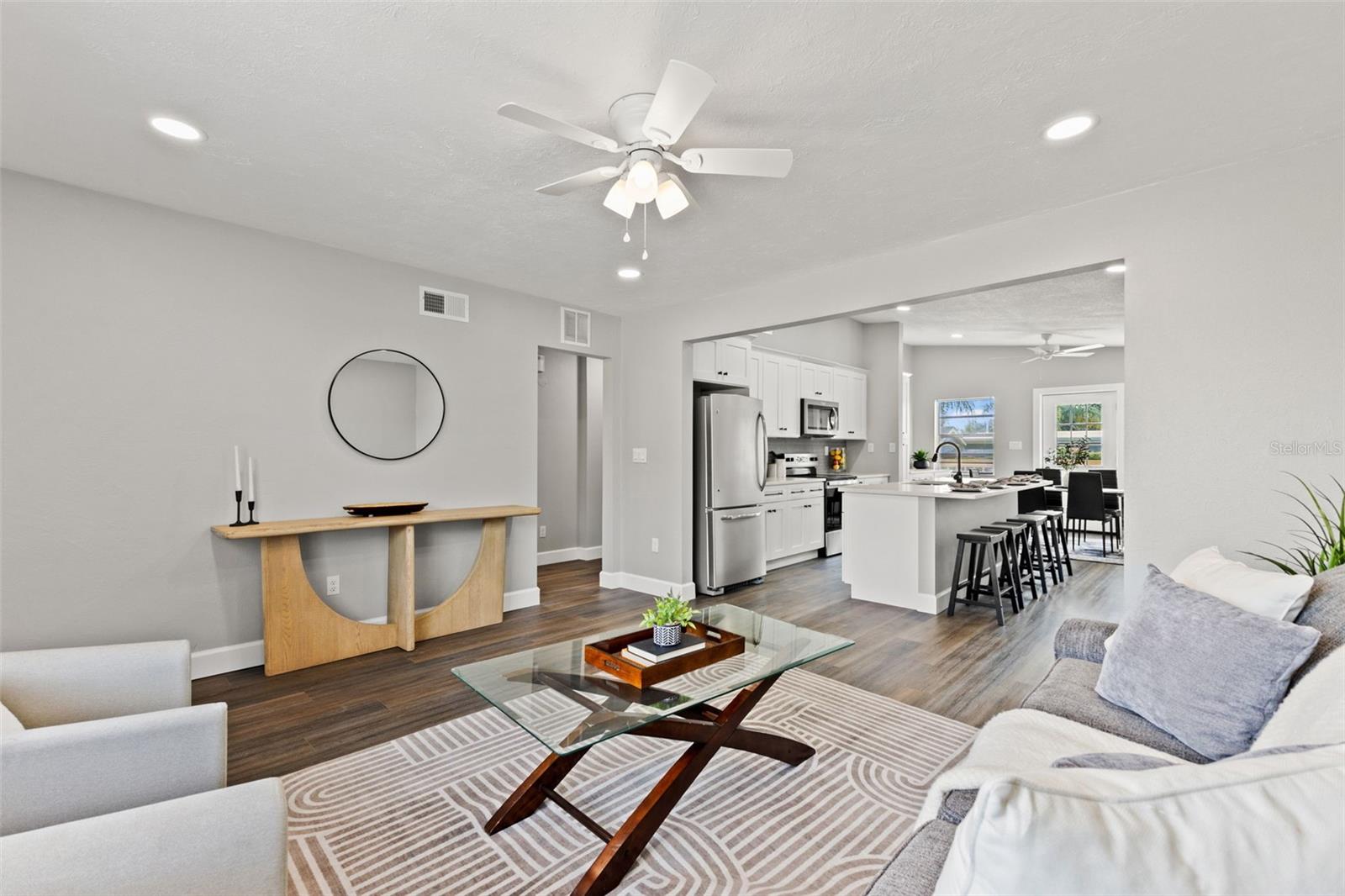 Image 10 of 43 For 2128 Elm Street