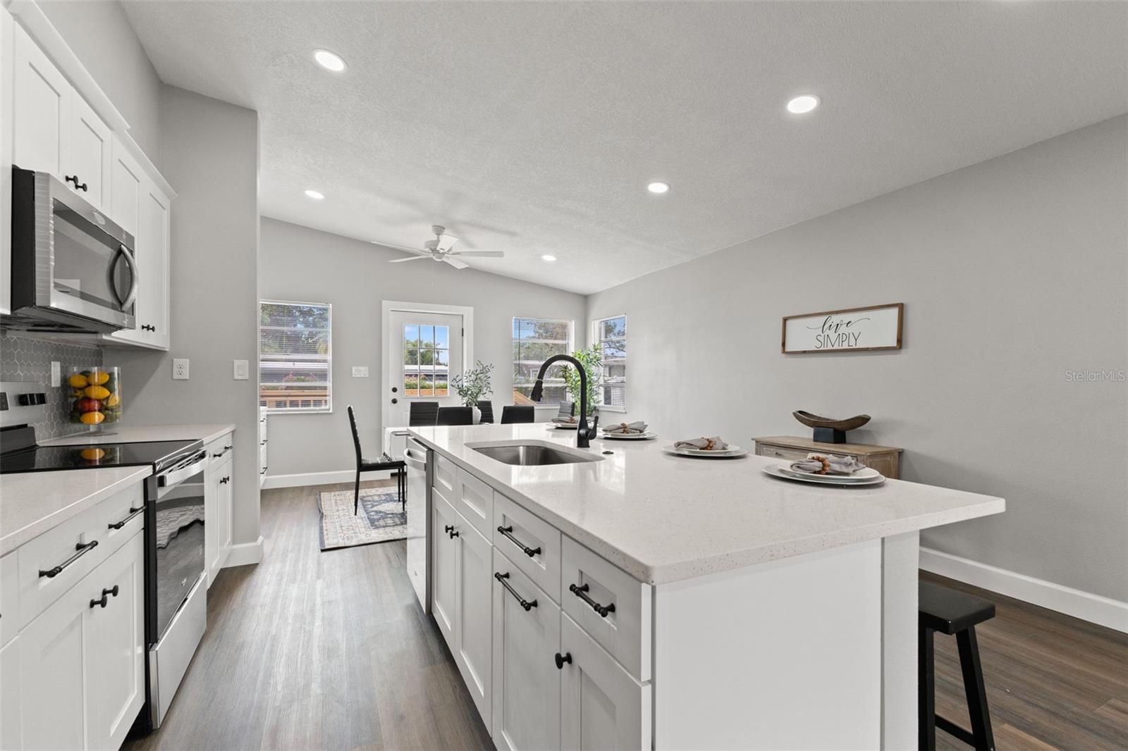 Image 12 of 43 For 2128 Elm Street