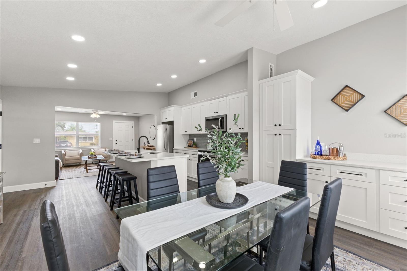 Image 19 of 43 For 2128 Elm Street