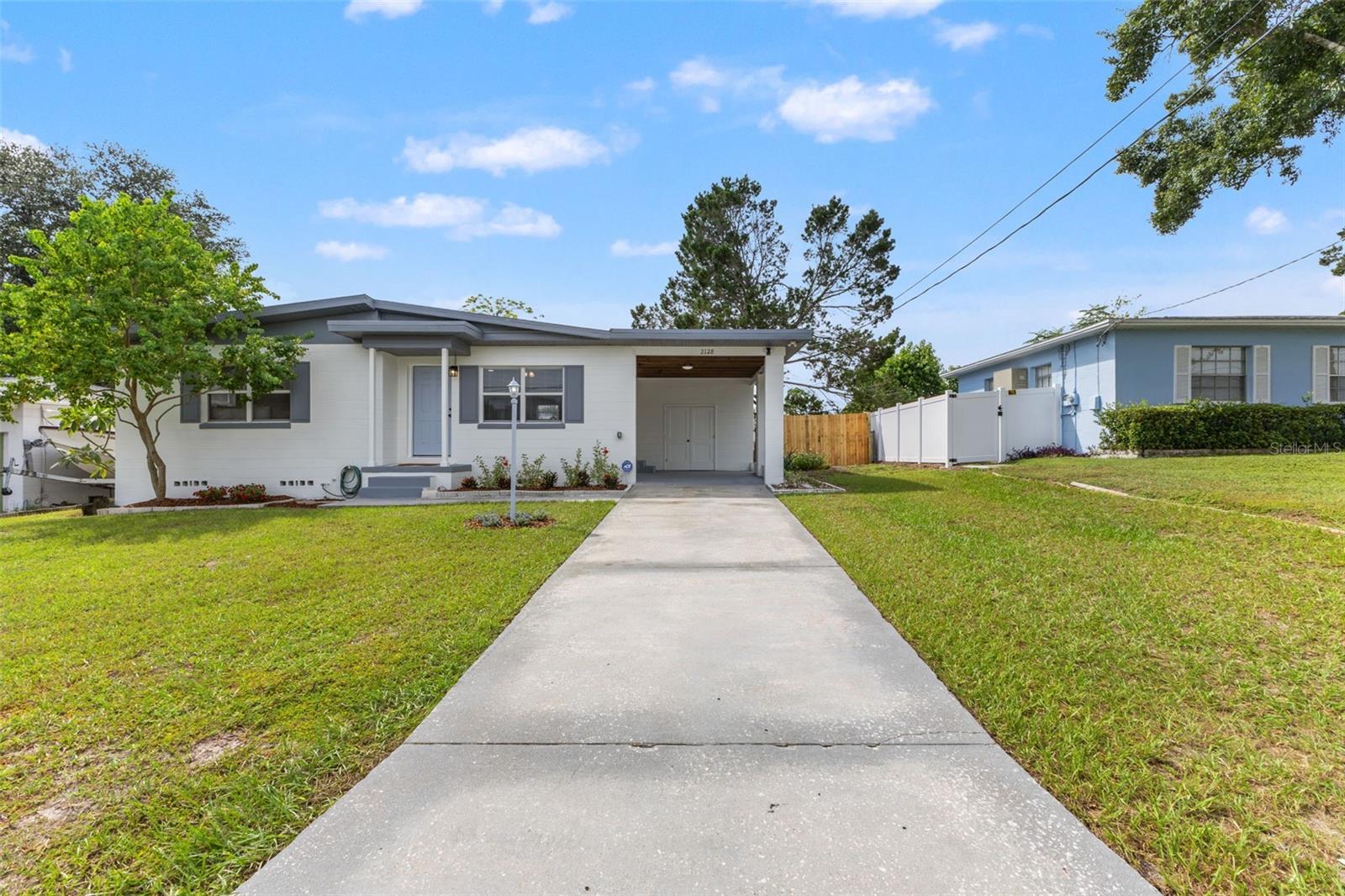 Image 2 of 43 For 2128 Elm Street