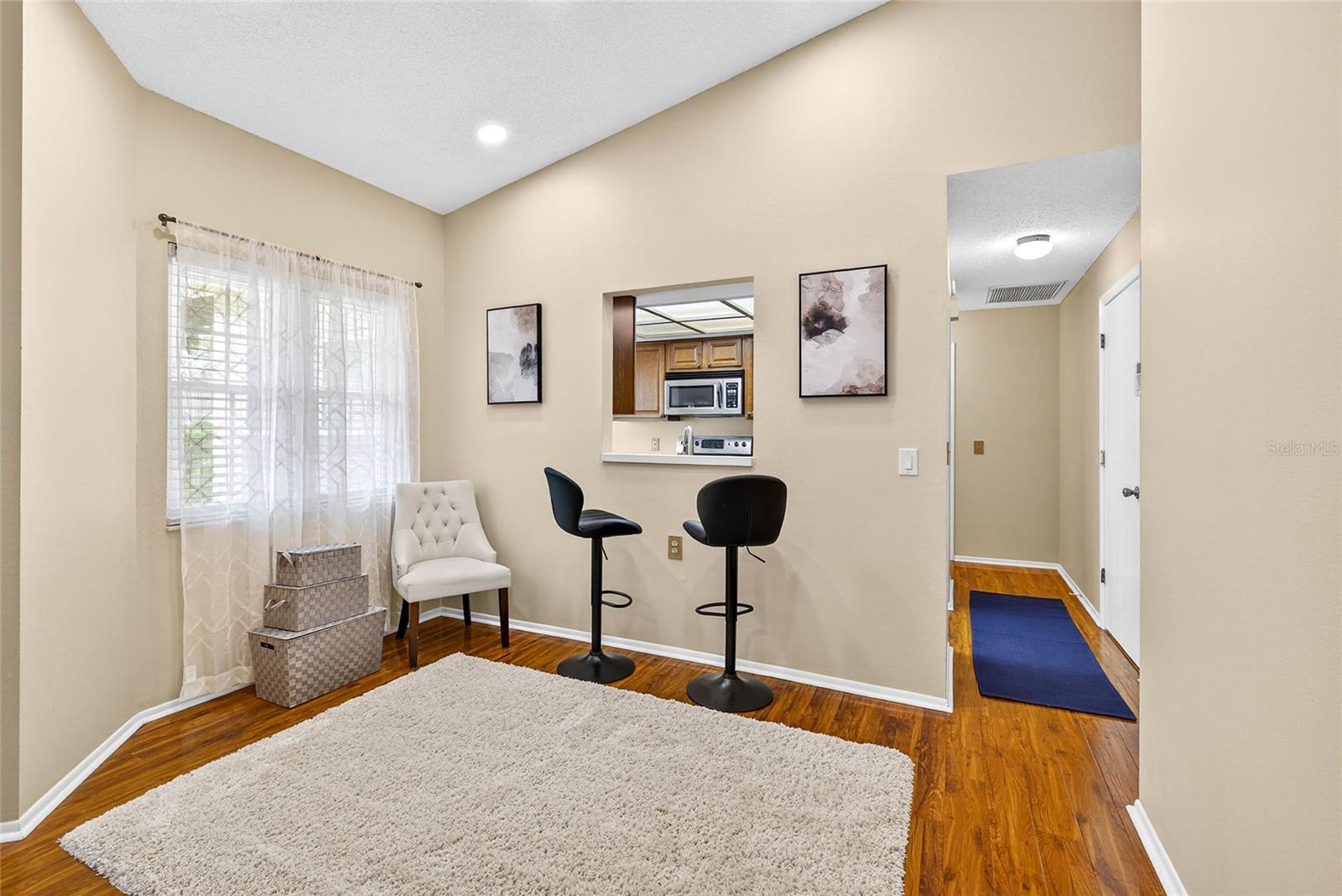 Image 4 of 47 For 4658 Wallingford Court
