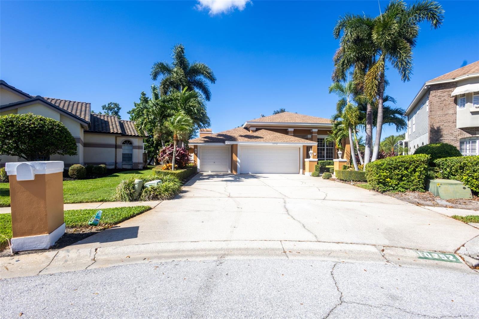 Image 2 of 49 For 10752 Chapman Court