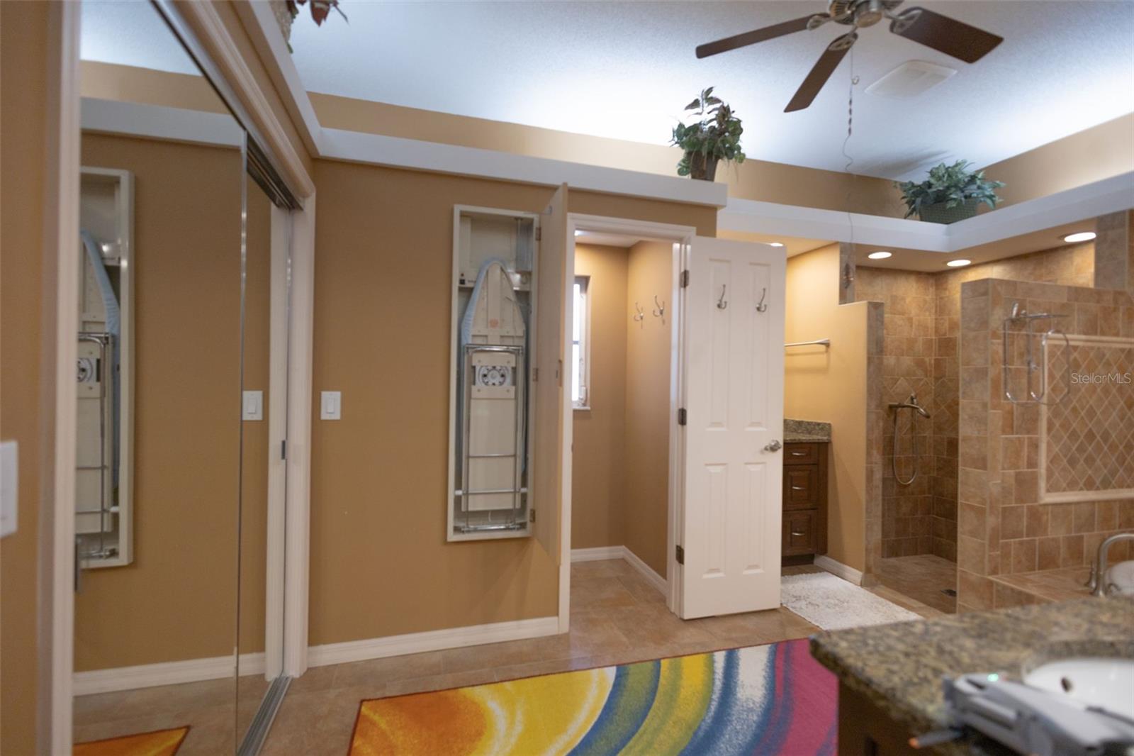 Image 21 of 49 For 10752 Chapman Court