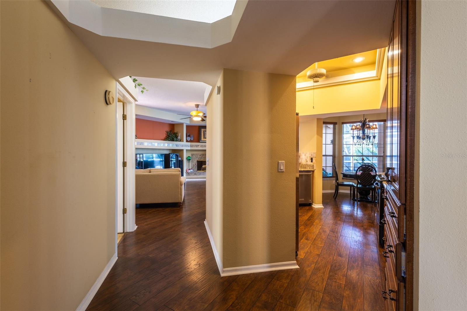 Image 22 of 49 For 10752 Chapman Court