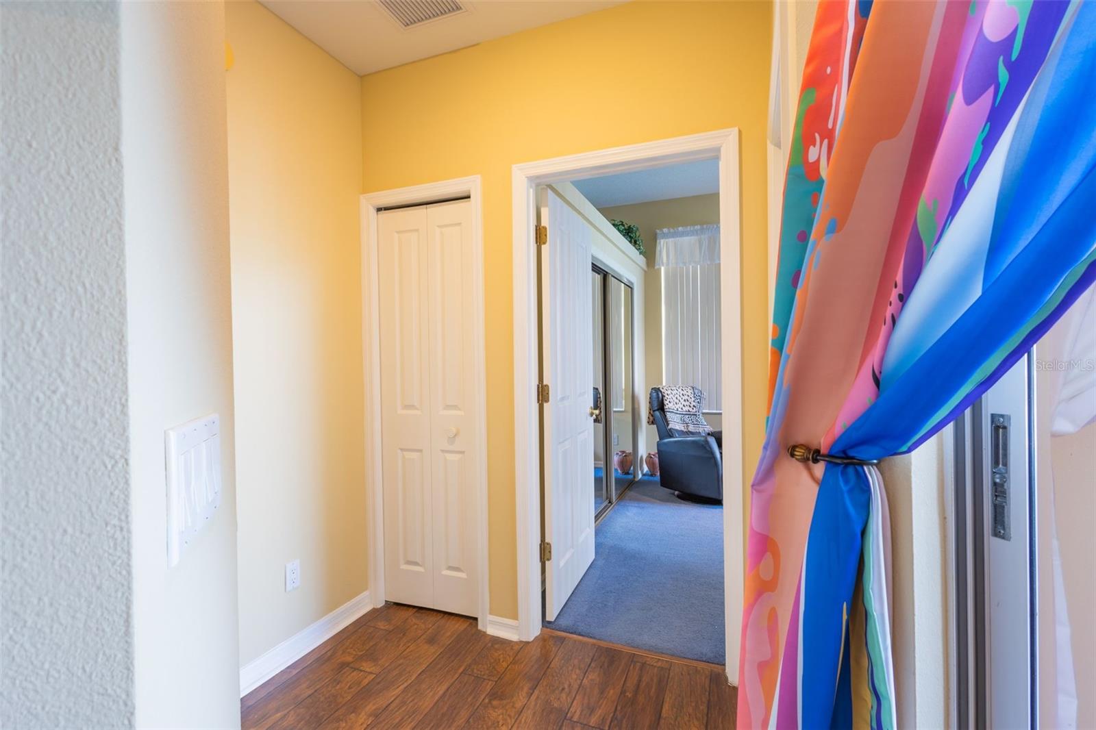 Image 31 of 49 For 10752 Chapman Court