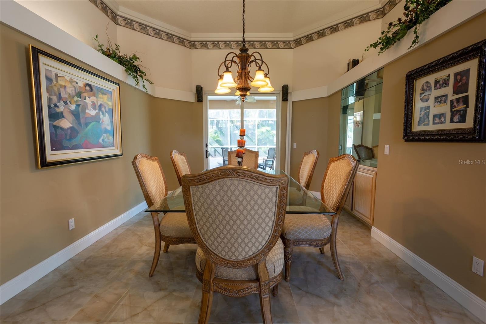 Image 9 of 49 For 10752 Chapman Court