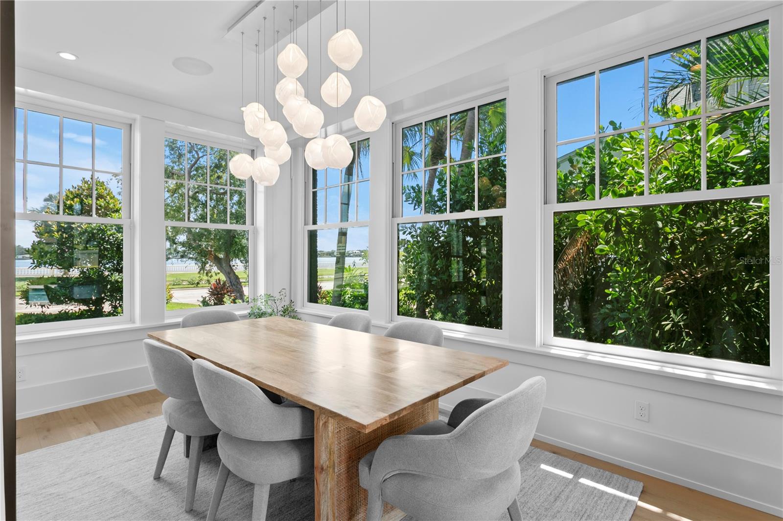 Image 18 of 70 For 815 Bayshore Boulevard