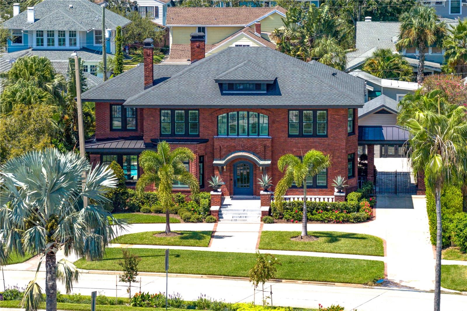 Image 4 of 70 For 815 Bayshore Boulevard