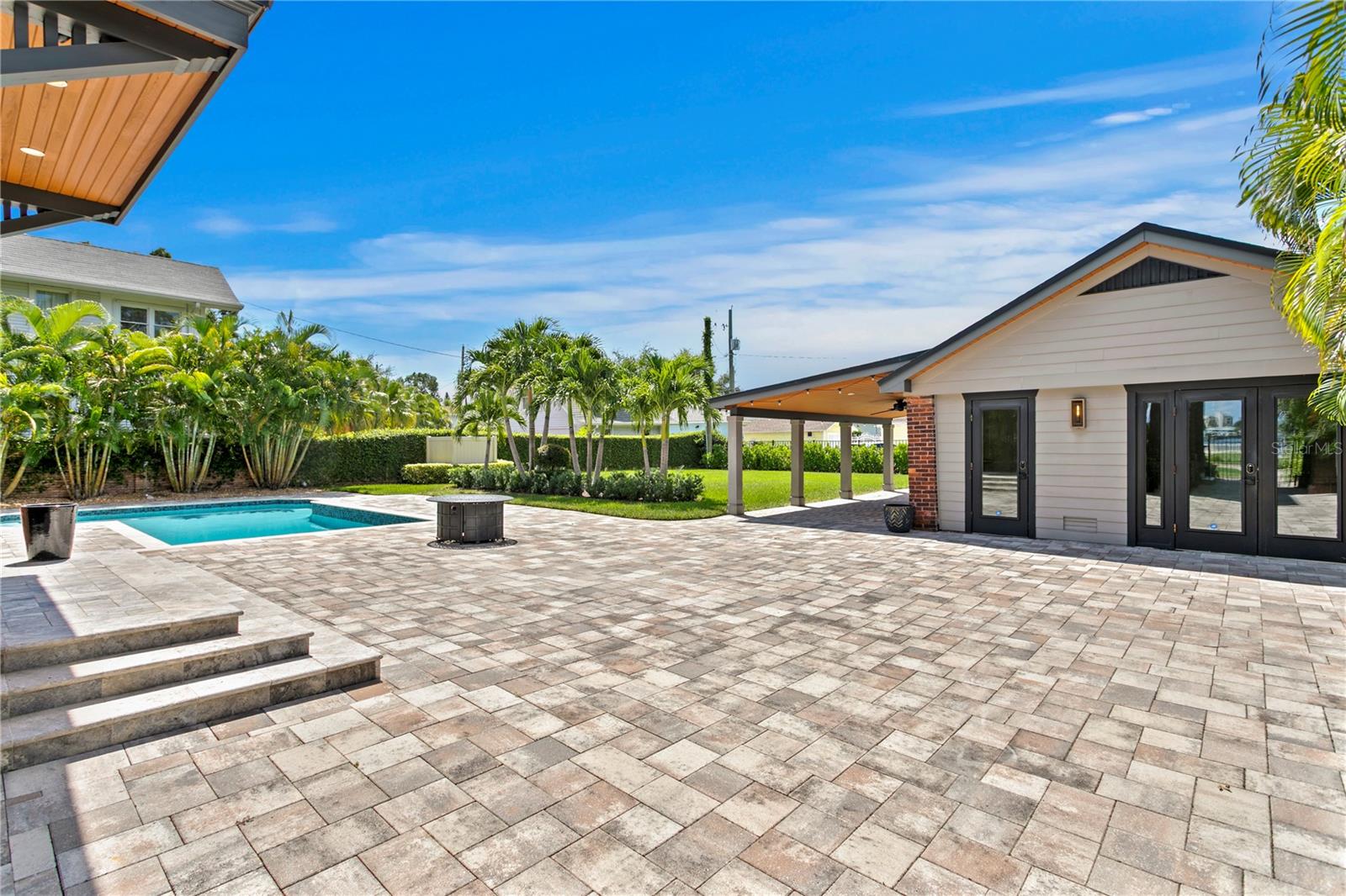 Image 55 of 70 For 815 Bayshore Boulevard