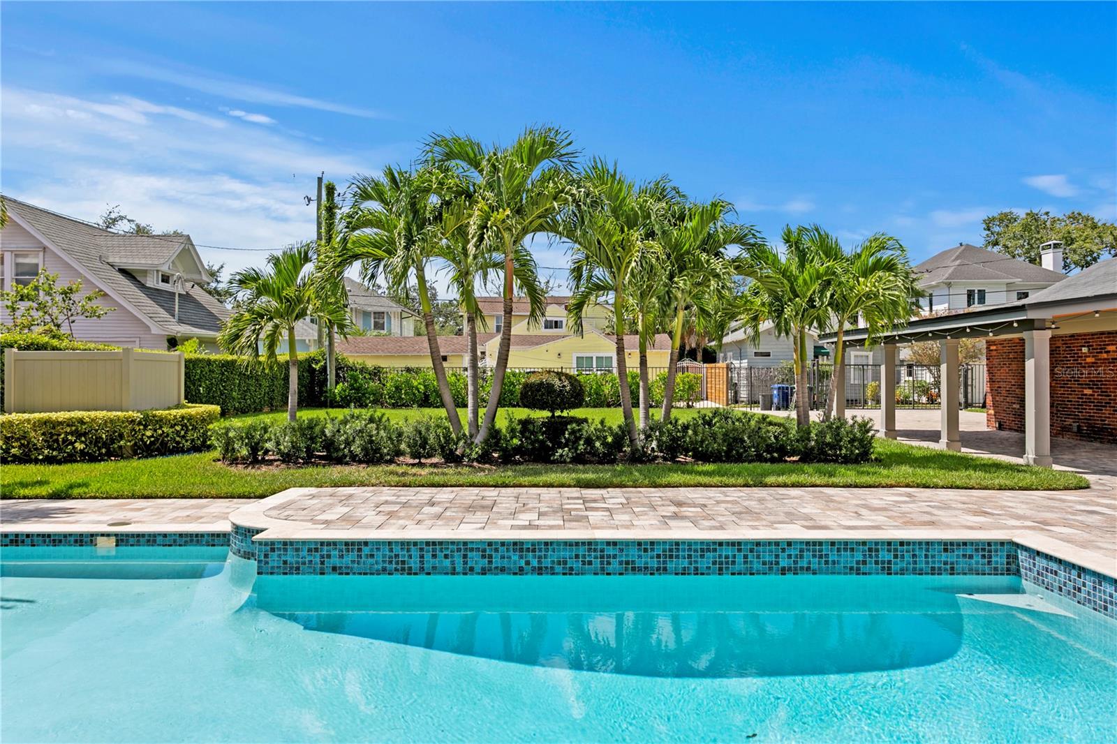 Image 58 of 70 For 815 Bayshore Boulevard