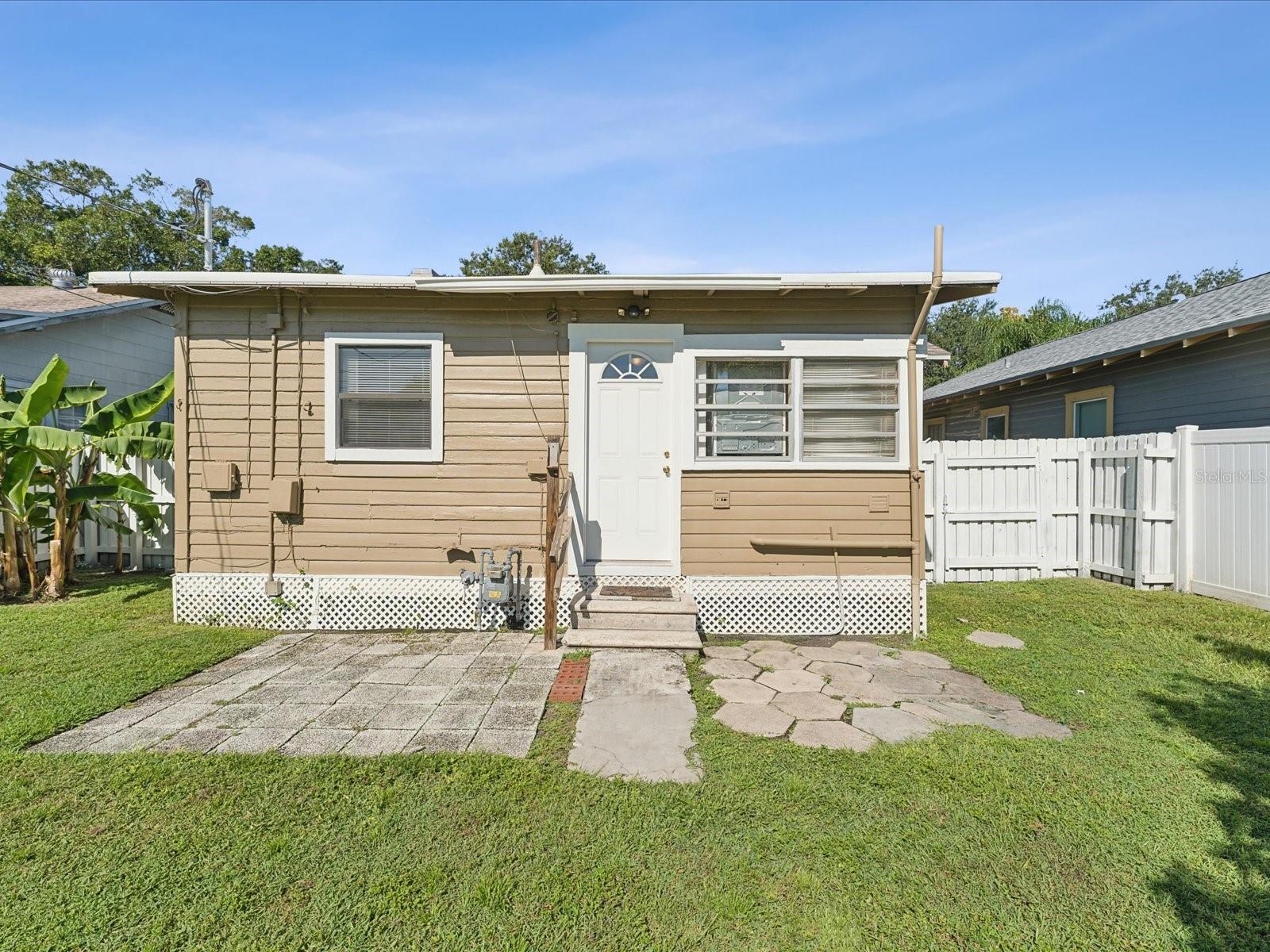 Image 32 of 37 For 2911 11th Street N
