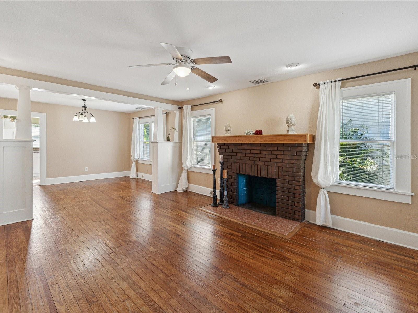 Image 5 of 37 For 2911 11th Street N