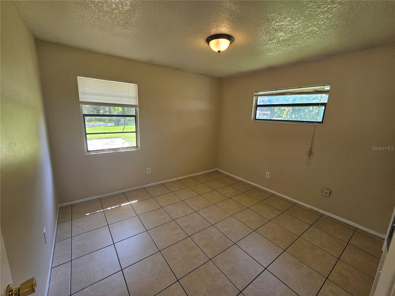 Image 11 of 17 For 7951 Fern Place