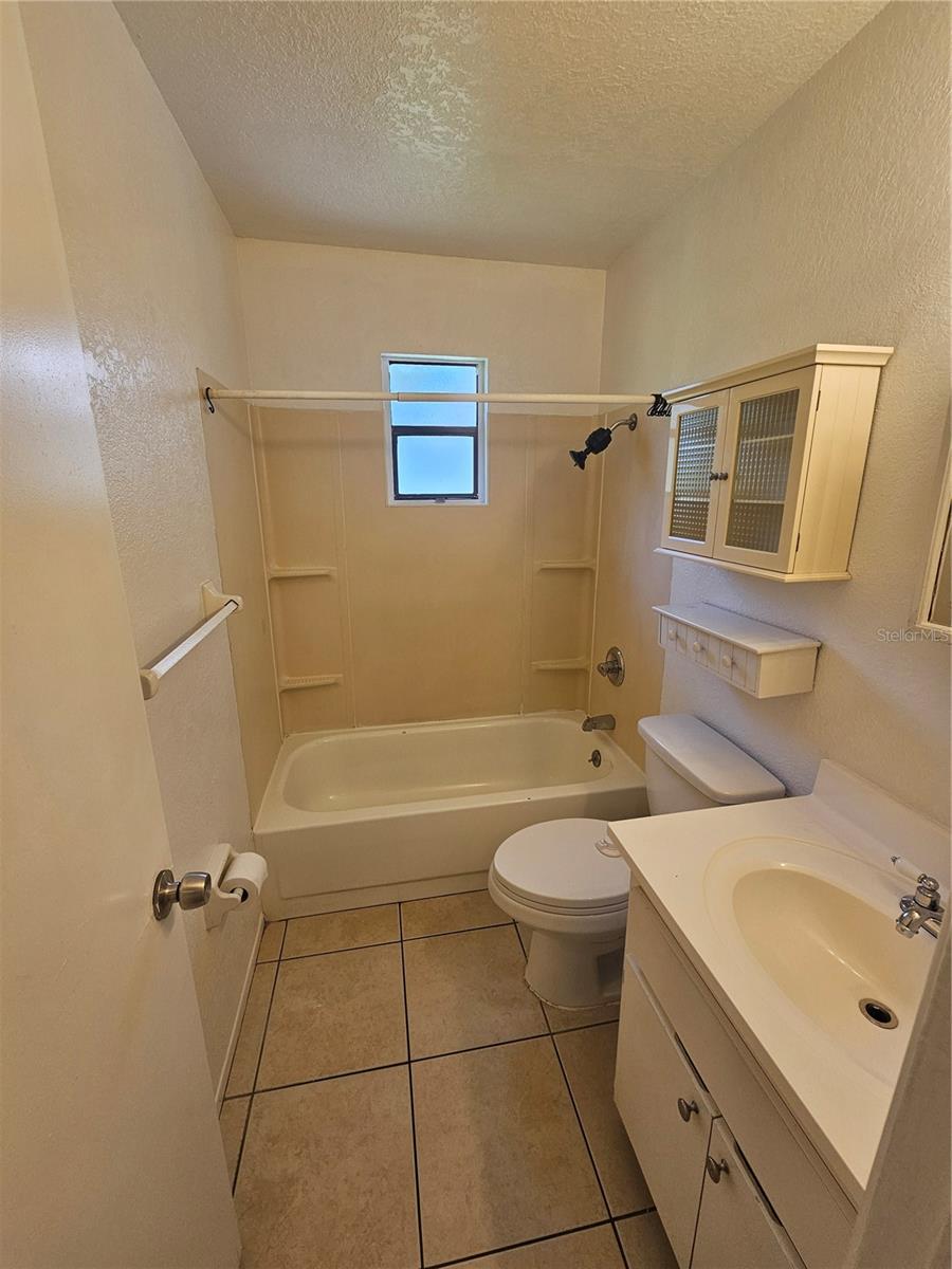 Image 14 of 17 For 7951 Fern Place